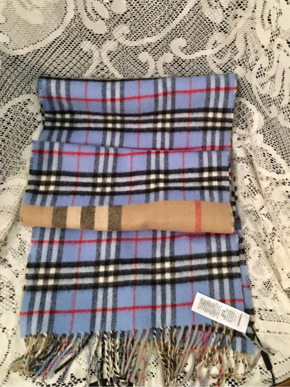 NWT Burberry vintage check to Giant check scarf - Picture 6 of 11